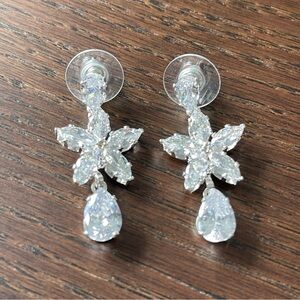 Elegant Silver Floral Drop Earrings - NWT